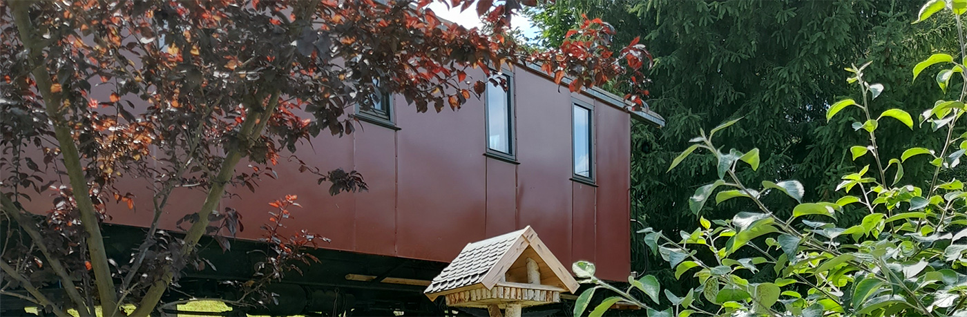 Wohngebeude mit Treppe.